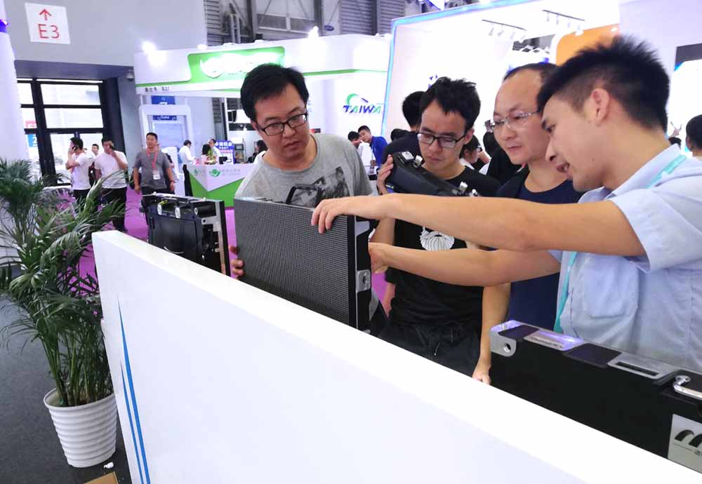 600 - 1.jpg 600 - 1.jpg